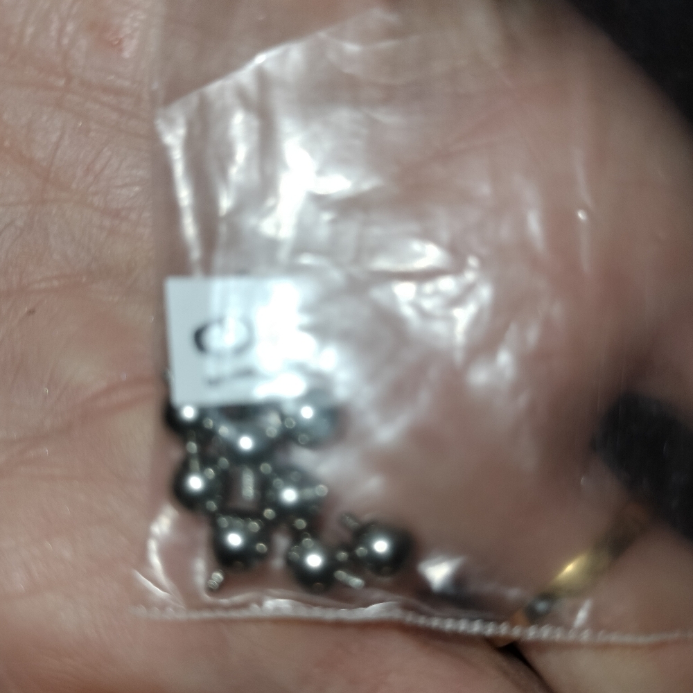 Dermal heads